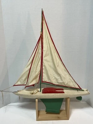 VINTAGE KUMALU WOOD POND SAILBOAT - Image 1 of 4