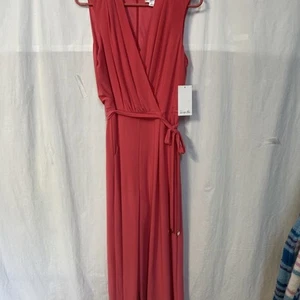 Women's Harper Rose Sleeveless Wide-Leg Cropped Jumpsuit Size 8 Watermelon - Picture 1 of 4