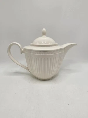 Mikasa Italian Countryside 6 3/4 Inch Teapot-4 Cup-Mint Condition - Image 1 of 4