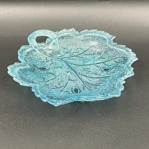 Vintage Light Blue Uranium Glass Leaf Plate/dish - Picture 1 of 11