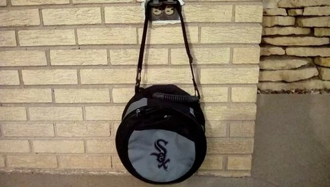*NEW OPEN BOX* CHICAGO WHITE SOX PORTABLE ZIPPERED COOLER & COOKER WITH STRAP Cover
