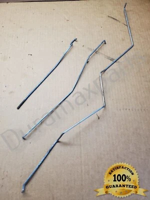 99-07 Chevy Silverado/GMC Sierra RH FRONT PASSENGER DOOR LOCK ACTUATOR ROD SET - Image 1 of 4