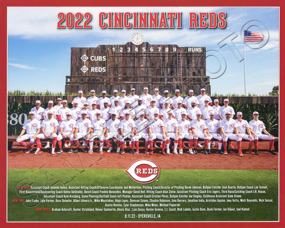 2022 CINCINNATI REDS FIELD OF DREAMS 8X10 TEAM PHOTO - Image 1 of 1