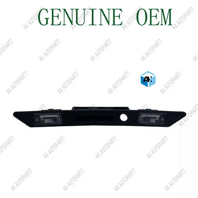 Luz de matrícula trasera genuina, interruptor de manija del portón trasero del maletero para Audi A4 A6 A8 Foto 1 de 4