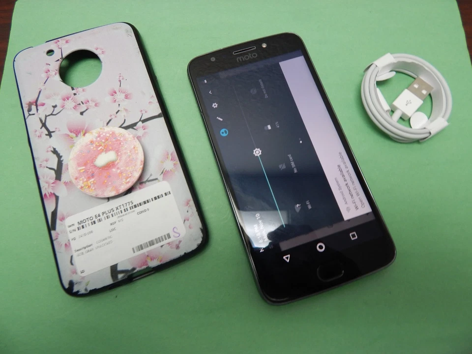 MOTO E4 PLUS XT1775 16 GB - (Desbloqueado) Gris PAQUETE Y ENVÍO GRATUITOS Foto 1 de 4