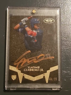2019 Gold 4/25 RC Topps Tier One Break Out Autograph Vladimir Guerrero - Image 1 of 4