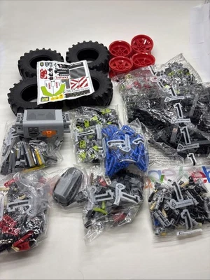 LEGO TECHNIC: CLAAS XERION 5000 TRAC VC 42054 New Open Box Bags Incomplete - Image 1 of 4