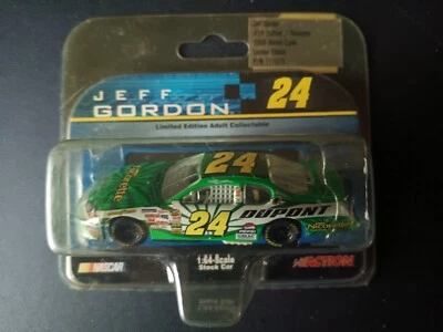 Auténtico coche Jeff Gordon #24 DuPont/Nicorette 2006 Monte Carlo escala 1:64  Foto 1 de 3
