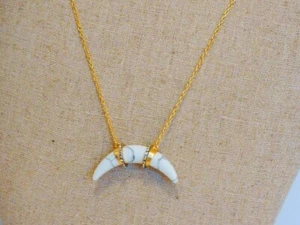 Stella & Dot Arc White Necklace - New! - Picture 1 of 3