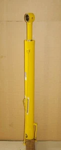 Komatsu 707-00-0Y910 Hydraulikzylinder Hubzylinder 600 mm Hub 1130mm L Neu/ New - Picture 1 of 7