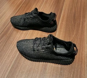 ADIDAS YEEZY BOOST 350 V1 Pirate Black 2015 Men's Sz 10 READ - Picture 1 of 11