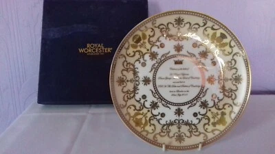 Royal Worcester Coupe Plate :  Prince George Birth, 2013 : UK Royalty - Image 1 of 4