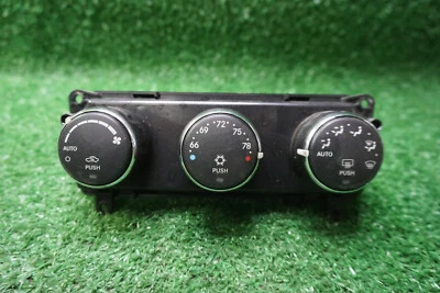 Controle CA 2010 2011 2012 2013 2014 CHRYSLER 200 TOURIN fabricante de equipamento original P55111888AI - Imagem 1 de 4