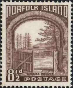 Norfolk Islands 1953 8.5d Chocolate - Barracks Entrance SG.16 Mint (Hinged) - Picture 1 of 2
