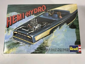 Kit modelo barco de arrastre hidráulico Revell Hemi y remolque sellado #7692 - Imagen 1 de 4