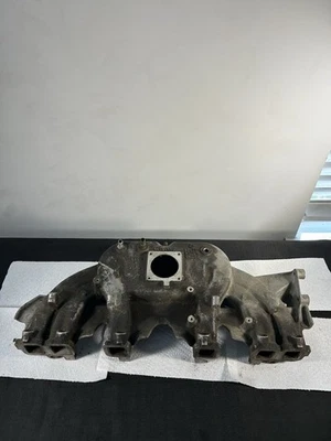 Colector de admisión Mopar Chrysler Dodge 5,2 L 5,9 L V8 Magnum 04854036 OEM Foto 1 de 4