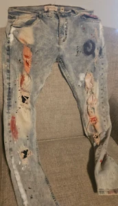 Evolution In Design Men’s Red And Blue Paint Splatter Very Distressed Denim Jean - Picture 1 of 8