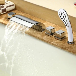 Rubinetto/Miscelatore per Vasca Da Bagno, Set Soffione Doccia, Raccordo Cromato, - Foto 1 di 12