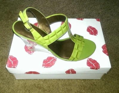 Zapatos Dos Labios Madison Verde Cocodrilo Repujado Talla EE. UU. Para Mujer 10M Cuña Transparente... Foto 1 de 4