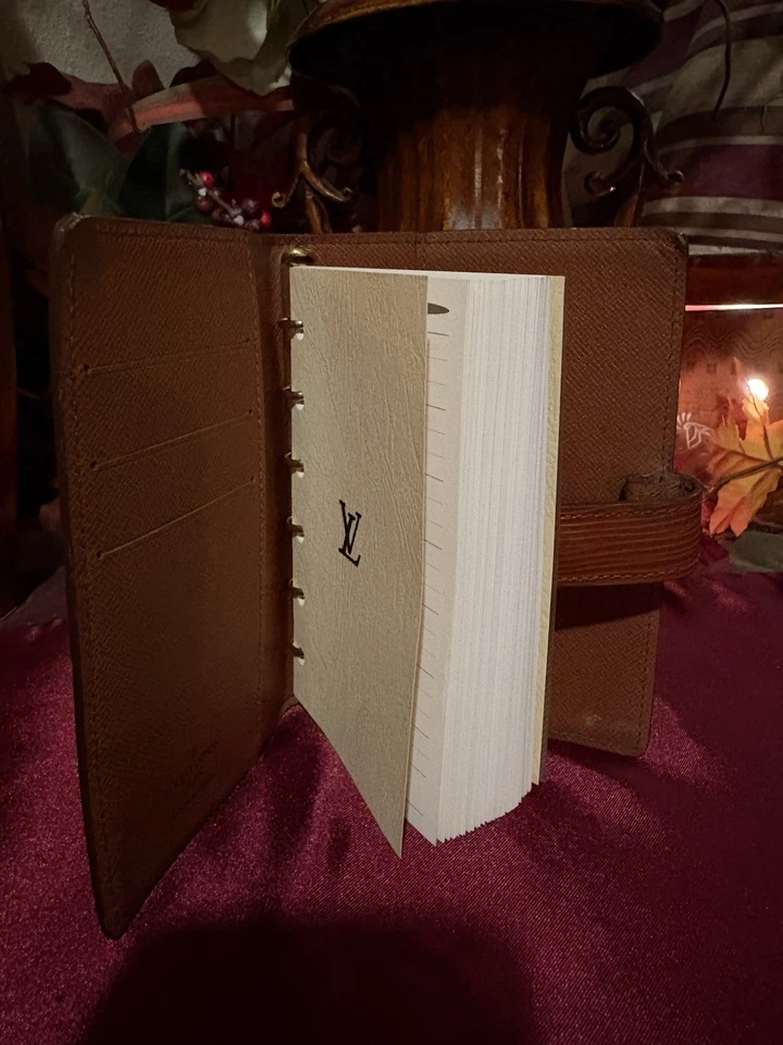 Cuaderno Louis Vuitton LV Epi Cuero Agenda PM Marrón Auténtico Foto 1 de 4