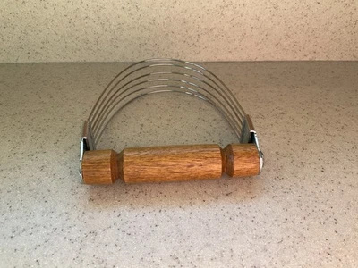 Vintage Bonny USA Flour Pastry Dough Blender Cutter Mixer w Wood Handle - Image 1 of 4