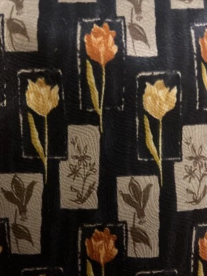 Austin Reed 真丝郁金香花朵男式领带,意大利 60 英寸经典 — 第 1/4 张图片