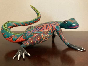 Alebrije Iguana Lizard Bertha Cruz Morales Arrazola Oaxaca Mexican Folk Art - Picture 1 of 8