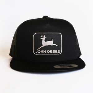 John Deere Negro | YP Classic 6006 Trucker Hat | Negro/Negro - Imagen 1 de 5