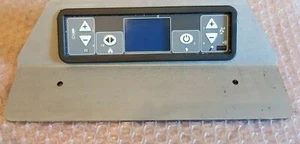 Dettagli su Supporto staffa per display MICRONOVA led e lcd - Foto 1 di 3