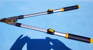 CENTURION Extendable Anvil Loppers ~ 21-29 Inch ~ Very Sharp - Picture 1 of 3