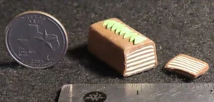 Creme de Menthe Torte Cake Christmas Mail Dessert 1:12 Miniature AS IS 4463 - Picture 1 of 2