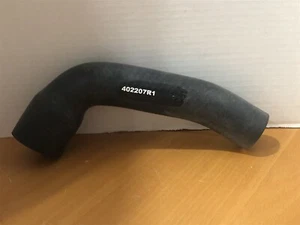 402207R1 UPPER RADIATOR HOSE FITS INTERNATIONAL  - Picture 1 of 5