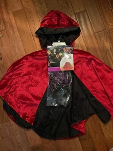 Disney Store Hocus Pocus Mary Deluxe Adult Costume Cloak Cape & Wig headband New - Picture 1 of 8