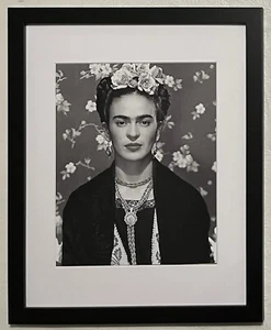New  Frida Kahlo framed/matted 8x10 Photo - Picture 1 of 1