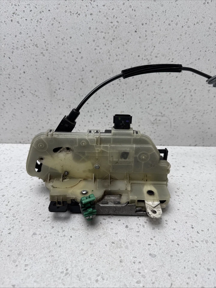2018 FORD Explorer Front Left Door Latch Foto 1 de 4