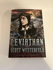 Leviathan (The Leviathan Trilogy) - Paperback Book By Scott Westerfeld Like New - Picture 1 of 9