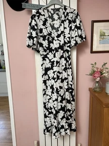 Summer Dress. Boohoo Size 28 - Picture 1 of 6