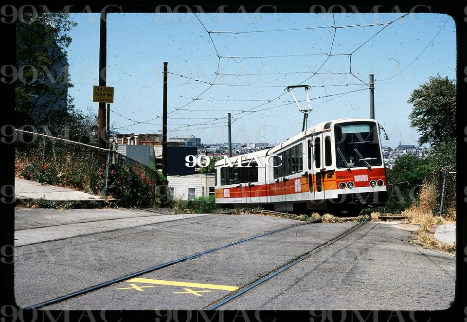SF MUNI. Carro LRV #1232. San Francisco (CA). Diapositiva original 1981. Foto 1 de 1
