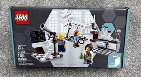 NEW LEGO 21110 Ideas Research Institute Female Scientist Lab Retired RARE! Read!
