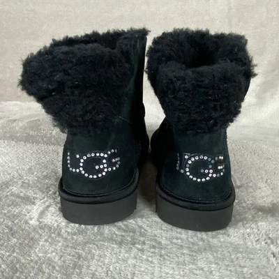 Botas UGG Clásicas Mini Bling para Mujer Talla 11 Negras Gamuza Forradas en Piel de Oveja Foto 1 de 4