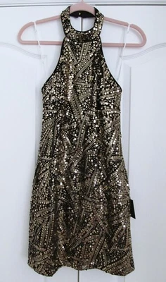 Mini Vestido de Cóctel Lulus Glam Halter Pequeño Negro/Dorado Lentejuelas Fiesta de Nochevieja Foto 1 de 4