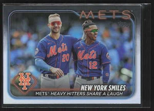 2024 Topps #38 New York Smiles: Heavy Hitters Share a Laugh Rainbow Foil Mets - Picture 1 of 2