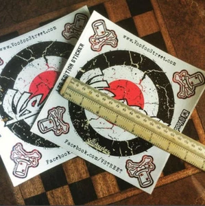 Vespa Negro Redondo X 2 ,140mm, Estilo Vintage Circular Pegatina Con Vudú Logos - Bild 1 von 1