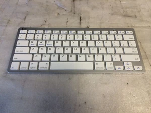 Rii BT09 Wireless Bluetooth Keyboard - Picture 1 of 4