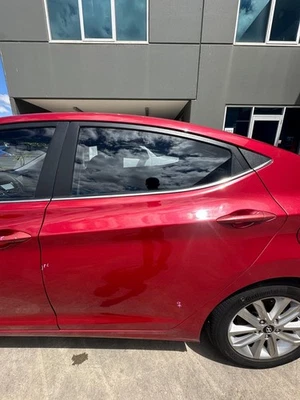 HYUNDAI ELANTRA MD 03/2011-11/2015 LEFT REAR OUTER DOOR HANDLE  - image 1 of 4