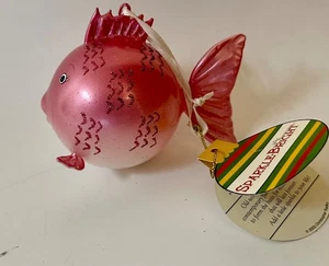 De colección Christopher Radko Brillante Adorno de Navidad 2005 Pez Hinchado Nuevo con Etiquetas Rosa - Imagen 1 de 3
