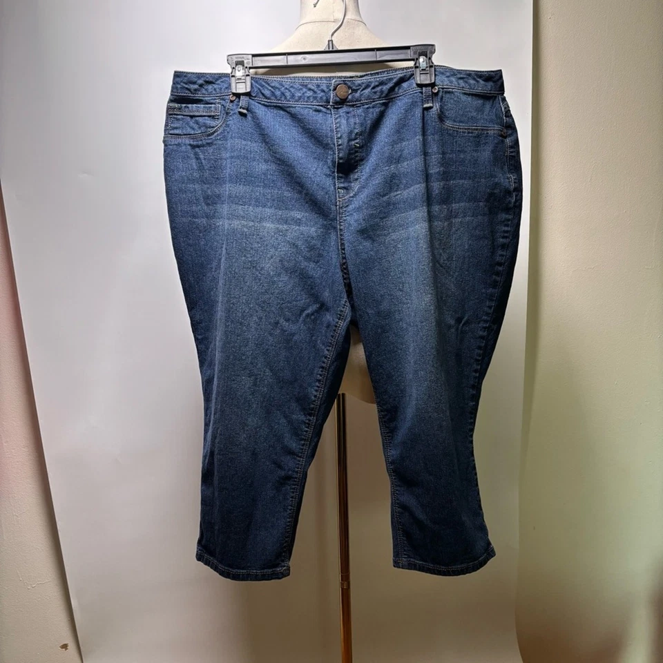 Pantalones de mezclilla recortados para mujer A3 azul talla 22W Foto 1 de 4