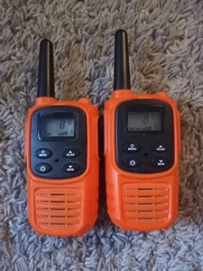 Lot of 2 T10 Talkabout Radio 22 Channels, Quick Scan, LEDFlashlight Tested - Picture 1 of 8