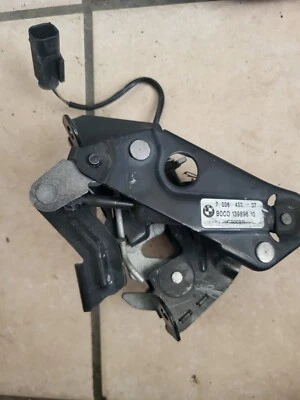 BMW 528i 2012-2015 capó cierre de pestillo lado izquierdo del conductor Foto 1 de 3