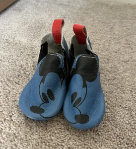 FRESHLY PICKED Baby Toddler Moccasins Leather Shoes Disney Mickey Mouse Size 5 - Picture 1 of 7